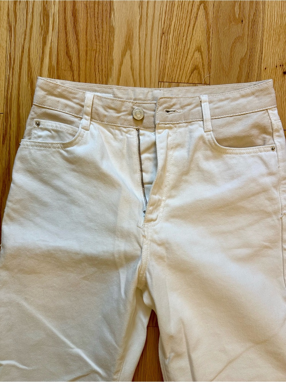 Zara NWOT Women's Straight Leg Jeans - White